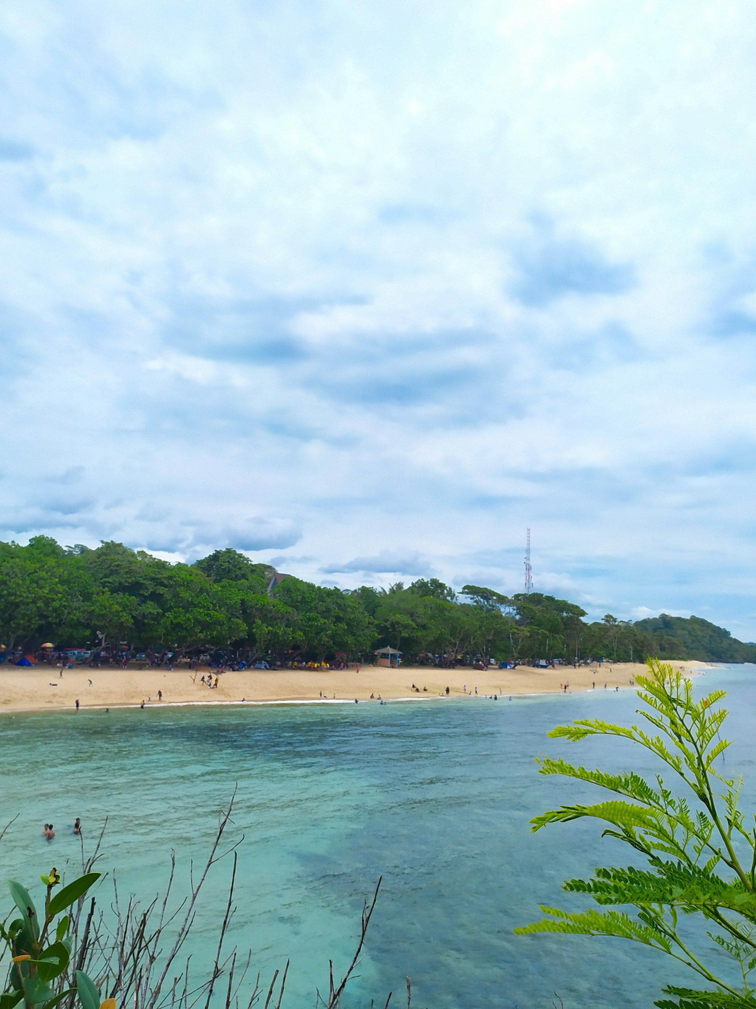 Shinawatra, Prime Minister Paetongtarn, confirms intentions for casino integration within...